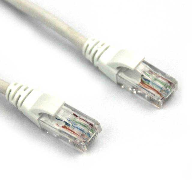 VCOM, Vcom Np511-7-White 7Ft Cat5E Utp Molded Patch Cable (White)